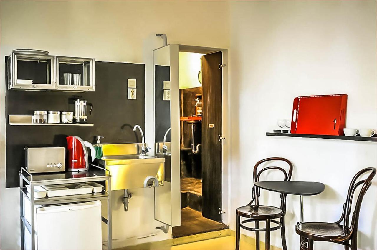 Athens Green Apartments *