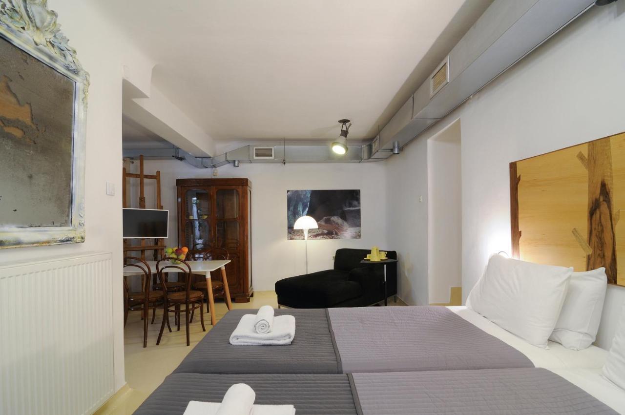 Athens Green Apartments *